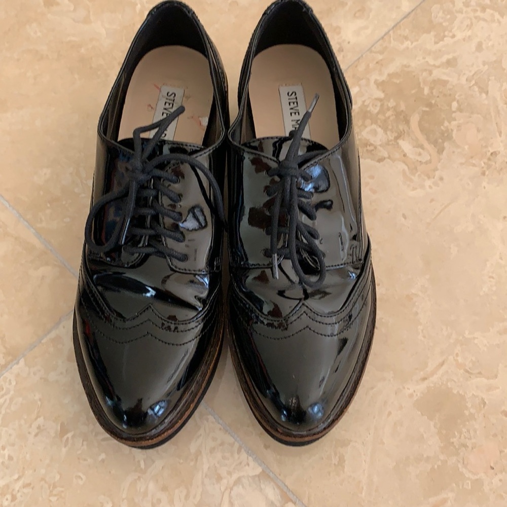 STEVE MADDEN Black Lydia Platform Loafers  in Size 7.5